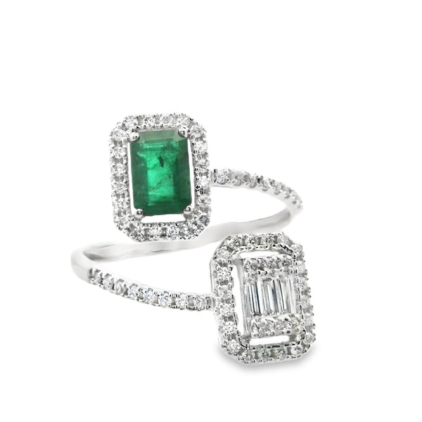 Anillo de Esmeralda con Diamantes Baguette